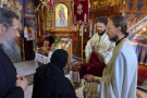 32 Епископ Максим служио Св. Литургију у Манастиру Тврдош